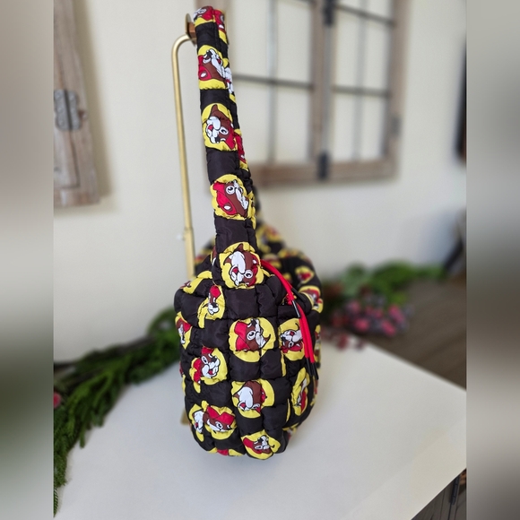 Official Buc-ee's Quilted Tote Bag- Iconic Beaver Mascot- Like New - Picture 6 of 13
